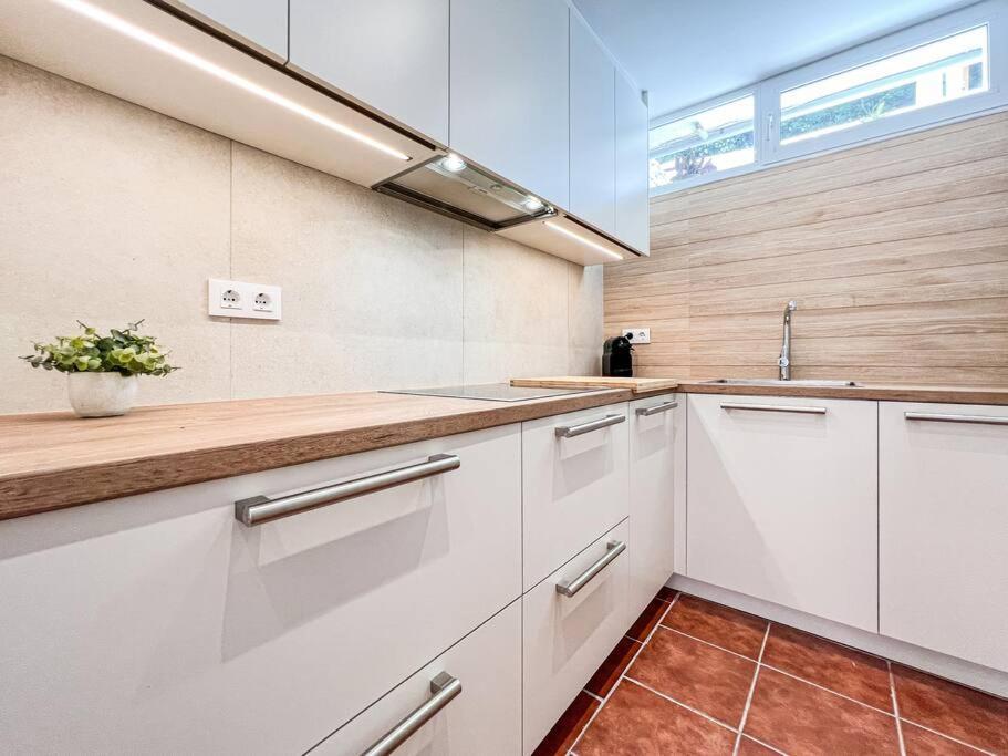 Apartament 'Es Botanic' Blanes Buitenkant foto