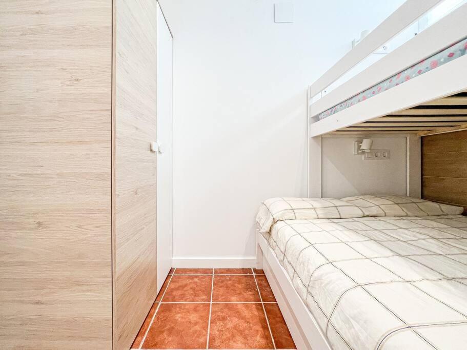 Apartament 'Es Botanic' Blanes Buitenkant foto