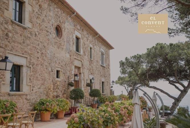 Apartament 'Es Botanic' Blanes Buitenkant foto